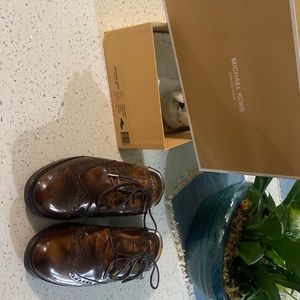 Michael Kors collection means wear Oxford mules. Size 39 wears like 8.